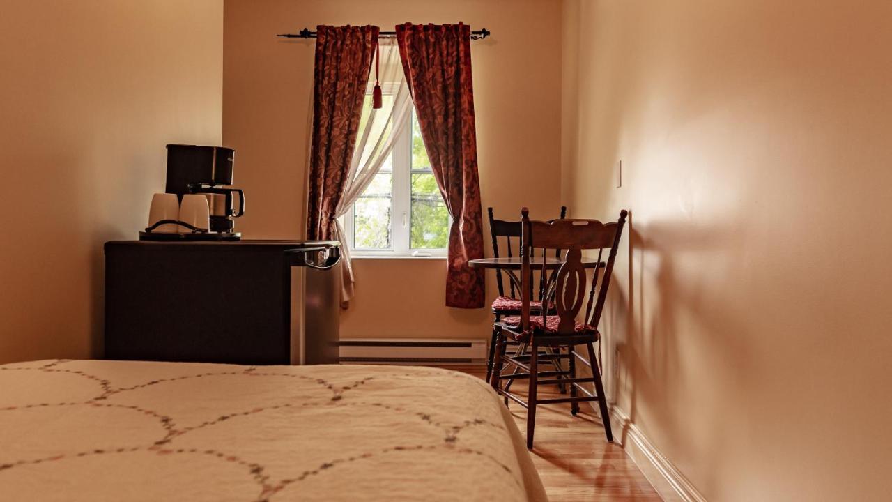 Auberge Akamaraska Kamouraska Buitenkant foto